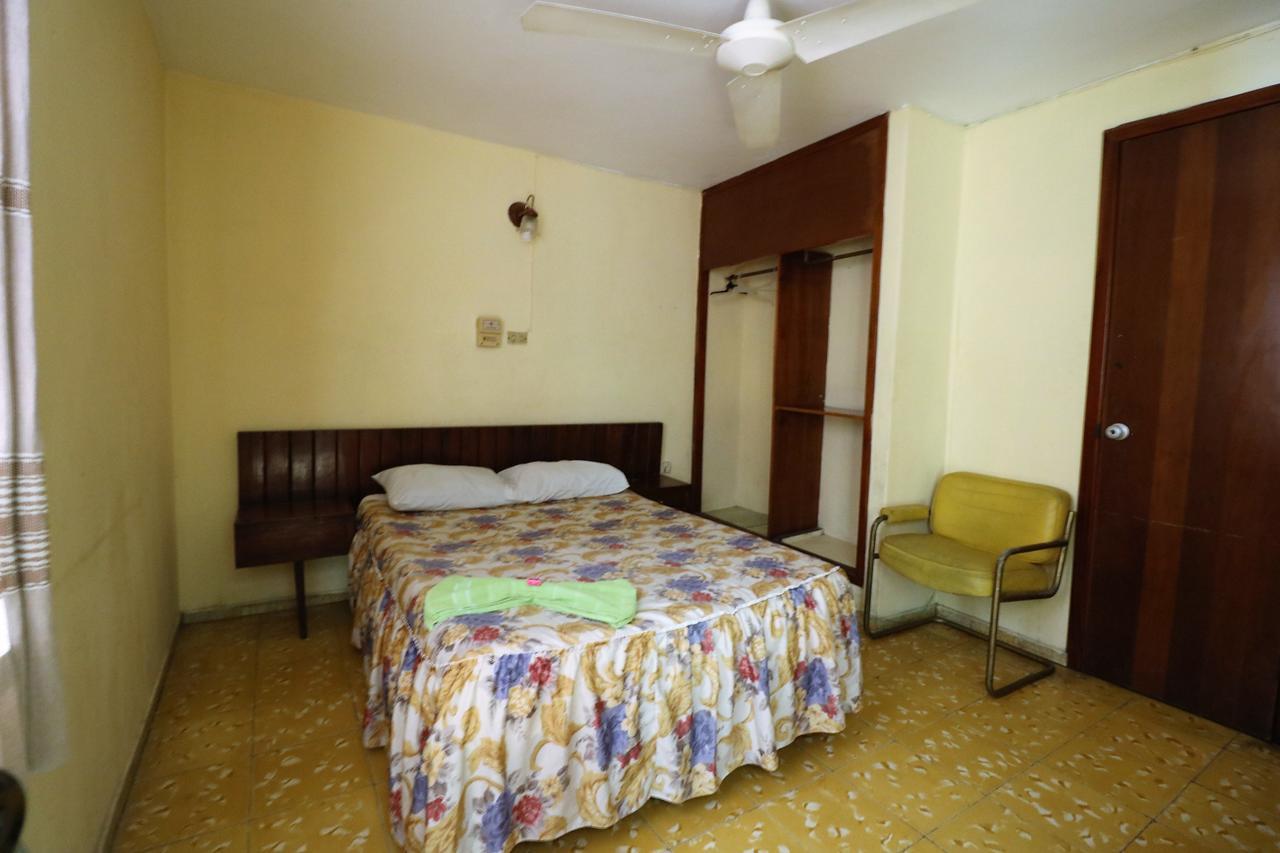 Hotel Balboa Виляермоса Екстериор снимка